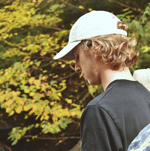 Meet your Posher, Christian